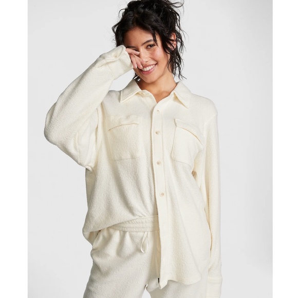 NWT Victoria's Secret Reverse Fleece Shacket Shirt Women's Size: XL - Picture 1 of 11